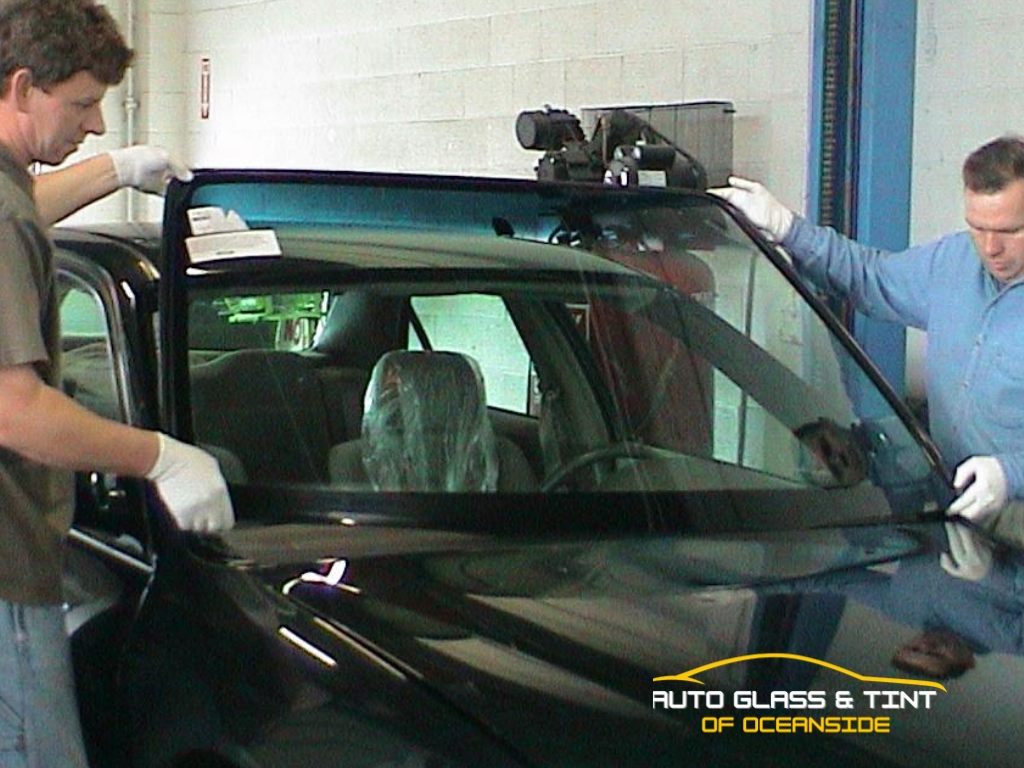 Auto Glass & Tint of Oceanside - (760) 304-1284 - 3588 Mission Ave Oceanside CA 92058 - windshield replacement (2)